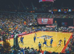 cq9电子-剑尖上的成长，姜鑫瑞，以专注与自信绘就青春底色